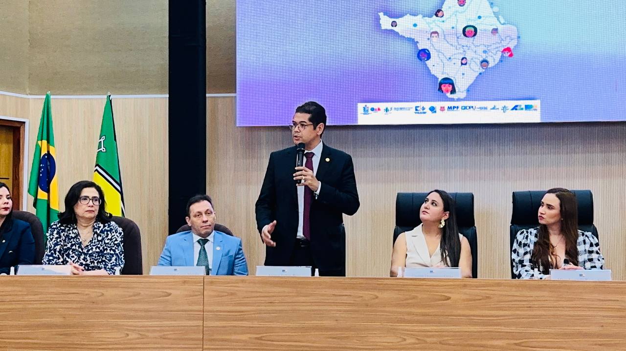 Presidente Auriney Brito participa de evento sobre Desigualdades de Gênero